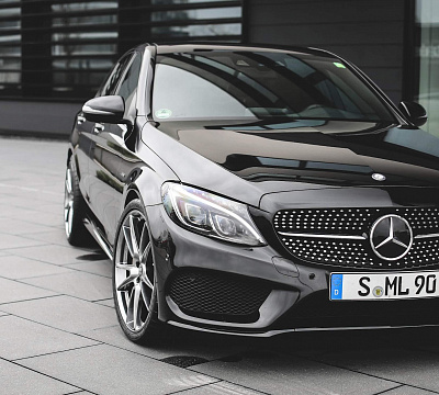 Фото дисков HRE FF04 на Mercedes-Benz C-Class (W205)