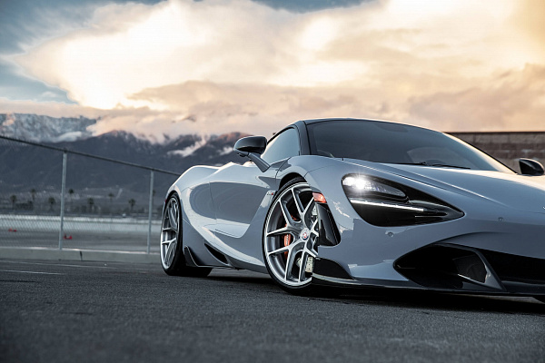 McLaren 720S