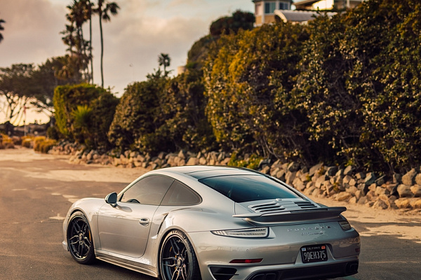 Фото дисков Strasse Wheels SV4 Deep Concave FS Другой цвет на Porsche 911 VII