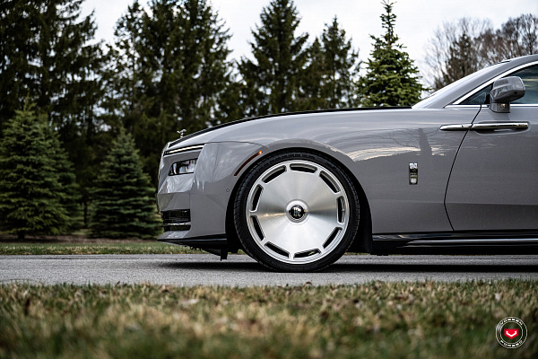 Фото дисков Vossen GEN-06 Глянцевый лак на Rolls-Royce Spectre