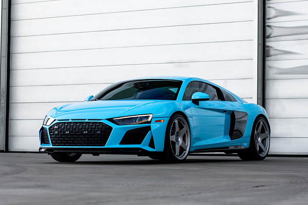 Фото дисков Brixton Forged TR04 Серебро на Audi R8 (4S)