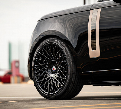 Фото дисков HRE 501M на Land Rover Range Rover V