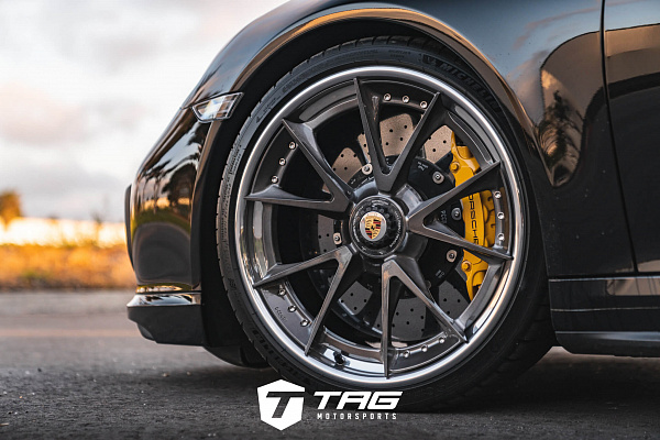 Фото дисков HRE S204 Глянцевый темный лак на Porsche 911 VII