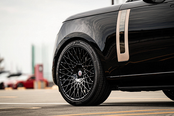 Range Rover SV