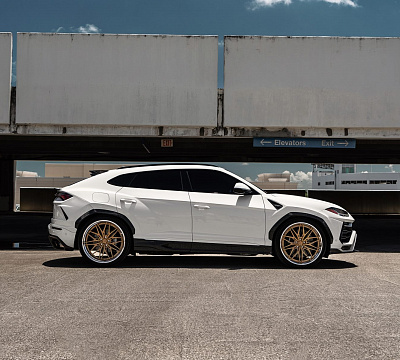Фото дисков Anrky S3-X1 на Lamborghini Urus