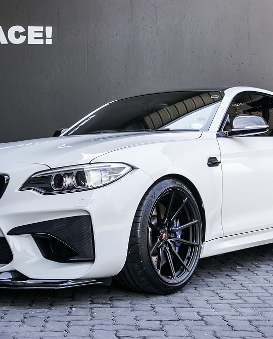 Фото дисков M-X2 Сатиновый графит на BMW 2/M2 (F22/F87)