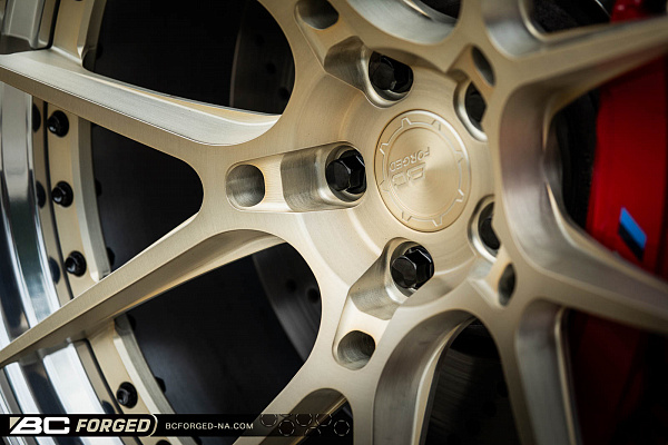 Фото дисков BC Forged HCA165 Сатиновая шампань на BMW 3/M3 (G2x/G80)