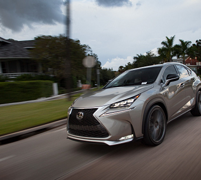 Фото дисков Vossen VFS-2 на Lexus NX I