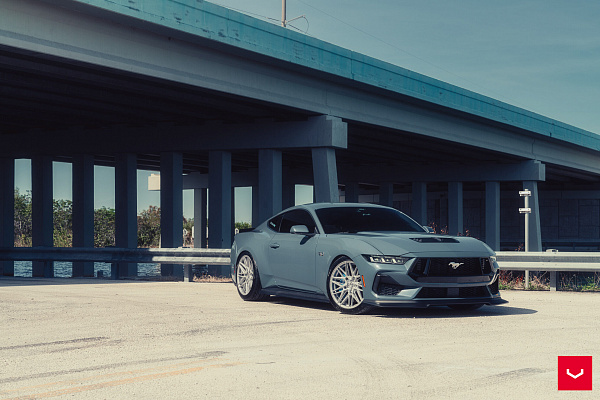 Фото дисков Vossen HF-7 Серебро на Ford Mustang VII
