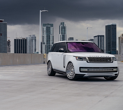 Фото дисков Vossen LC3-12 на Land Rover Range Rover V