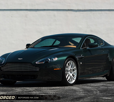 Фото дисков BC Forged RS40 на Aston Martin Vantage 3