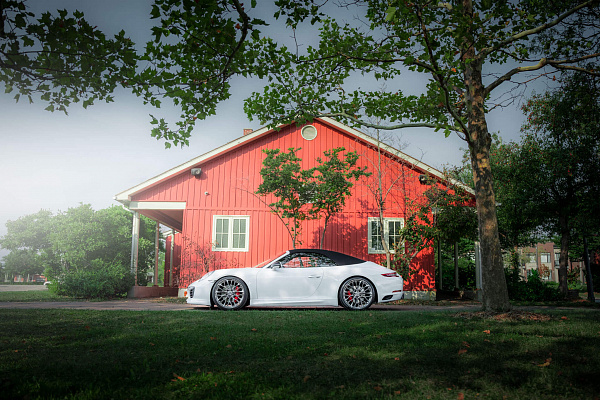 Фото дисков HRE P200 Глянцевый тонированный лак на Porsche 911 VII