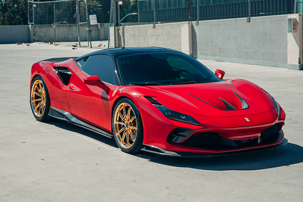 Фото дисков Brixton Forged R11-RS Глянцевое золото на Ferrari F8