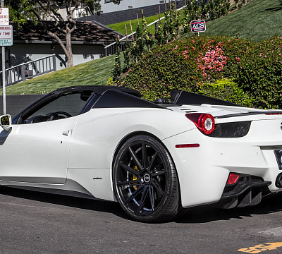 Фото дисков CEC C26 на Ferrari 458
