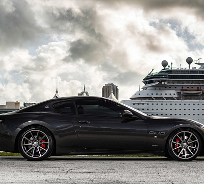Фото дисков Vossen VFS-1 на Maserati GranTurismo I