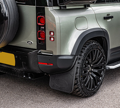 Фото дисков Kahn Kahn RS на Land Rover Defender II