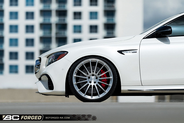Фото дисков BC Forged RZ15 Глянцевый лак на Mercedes-Benz E-Class (W213, S213, C238)