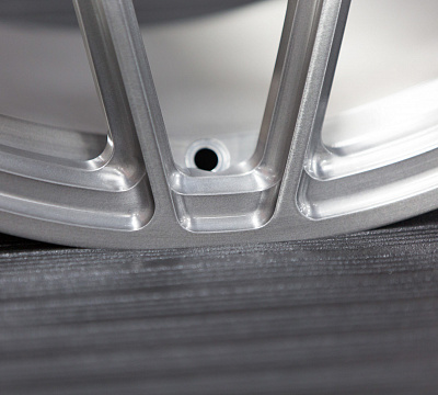 Vossen UV-1