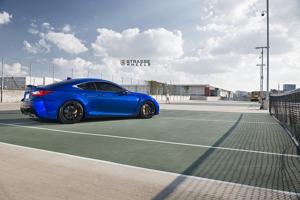 Фото дисков Strasse Wheels SM5R Deep Concave Monoblock Черный глянец на Lexus RC