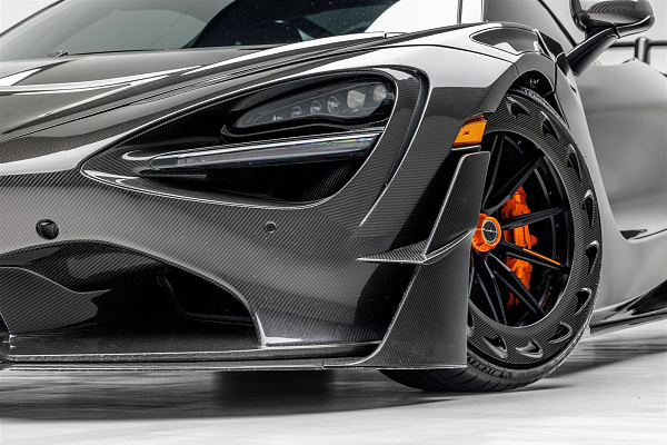 Фото дисков Brixton Forged R11-R Aerotech Черный сатин на McLaren 720S