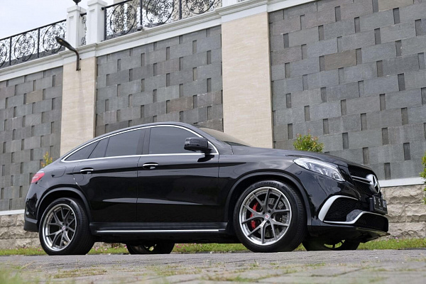 Фото дисков HRE S101 Сатиновый графит на Mercedes-Benz GLE I
