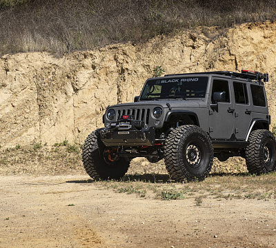 Фото дисков Black Rhino ARSENAL на Jeep Wrangler III (JK)