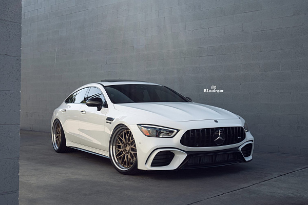 Фото дисков Anrky RS1 Глянцевое темное золото на Mercedes-Benz AMG GT I