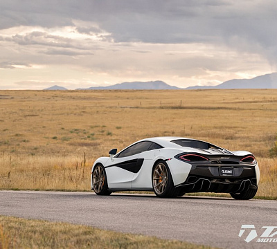 Фото дисков HRE P204 на McLaren 570S