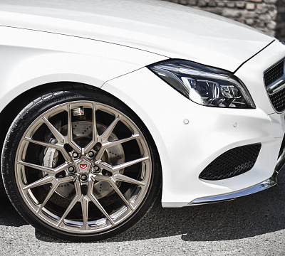 Фото дисков Vossen M-X3 на Mercedes-Benz CLS (C218)