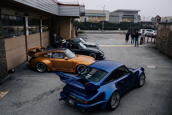 Porsche RWB 964