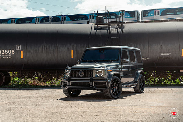 Фото дисков Vossen S21-01 Черный сатин на Mercedes-Benz G-Class III