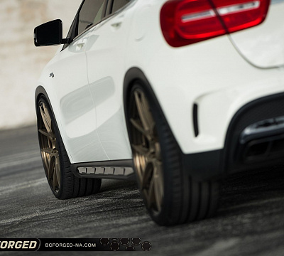 Фото дисков BC Forged HCA381 на Mercedes-Benz GLA (X156)