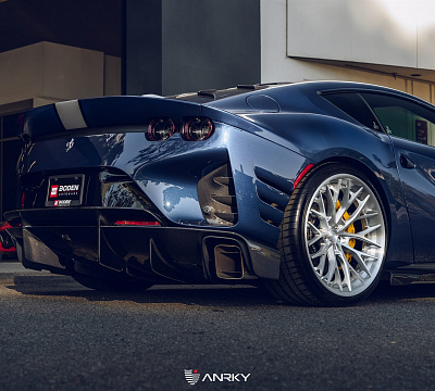 Фото дисков Anrky AN30 на Ferrari 812