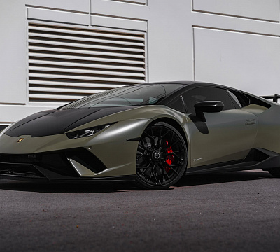 Фото дисков Brixton Forged PF10 на Lamborghini Huracan