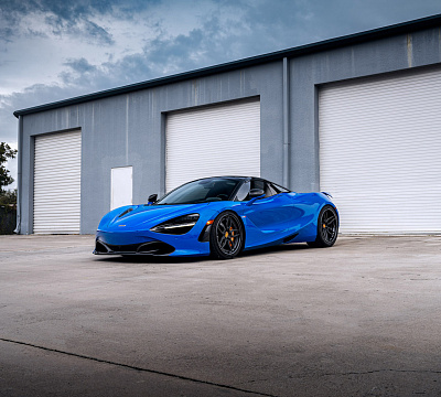 Фото дисков Strasse Wheels SV4 Deep Concave FS на McLaren 720S