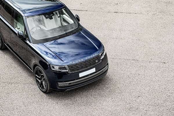 Фото дисков Kahn Type 52 RS Черный сатин на Land Rover Range Rover V