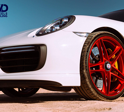 Фото дисков HRE P207 на Porsche 911 VII