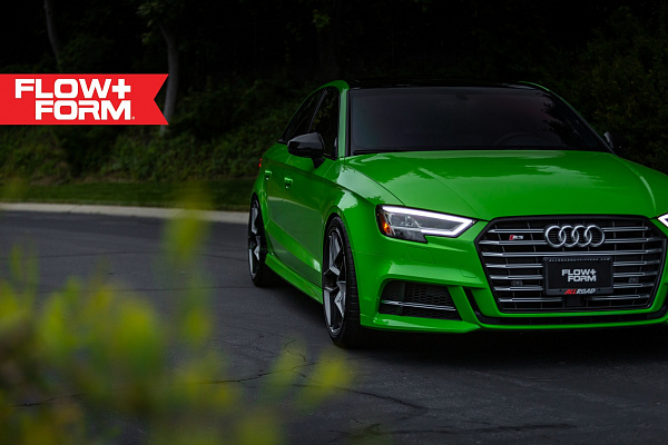 Фото дисков HRE FF11 Глянцевый темный лак на Audi A/S/RS 3 (8V)
