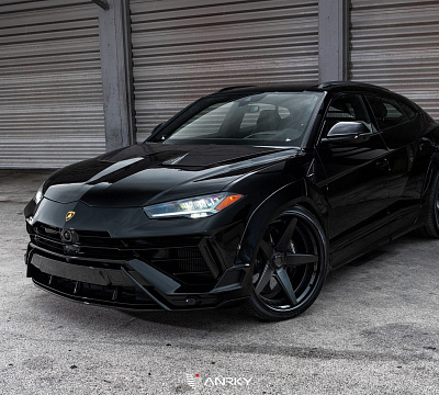 Фото дисков Anrky RS5.3 на Lamborghini Urus