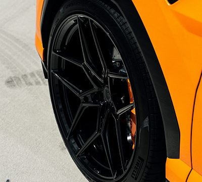 Фото дисков Anrky S1-X4 на Lamborghini Urus