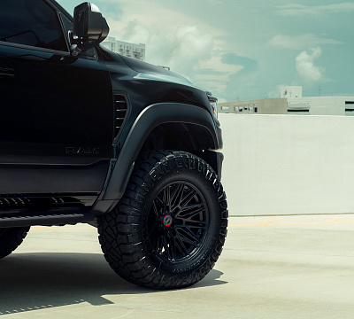 Фото дисков Vossen HF6-5 на Ram 1500 V