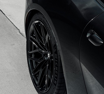 Фото дисков Anrky S1-X1 на Ferrari GTC4Lusso