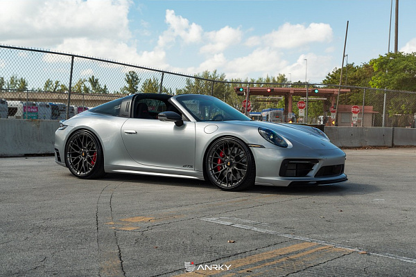 Фото дисков Anrky AN10 Полированный лак на Porsche 911 VIII
