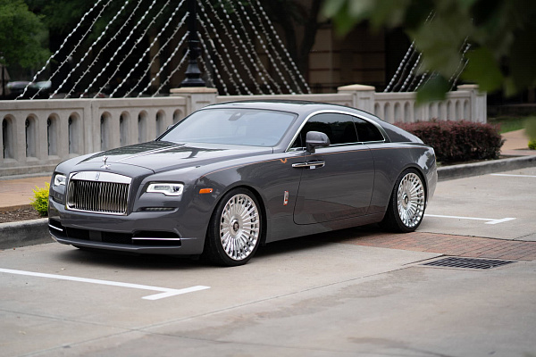 Фото дисков Brixton Forged LX07 Алмазная проточка на Rolls-Royce Wraith
