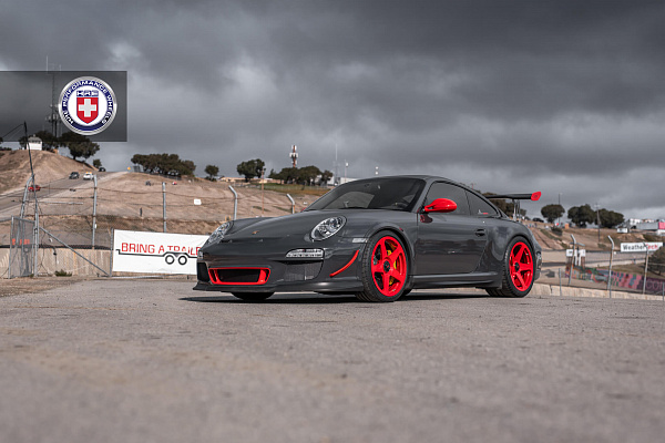 Фото дисков HRE 305M Красный глянец на Porsche 911 VI