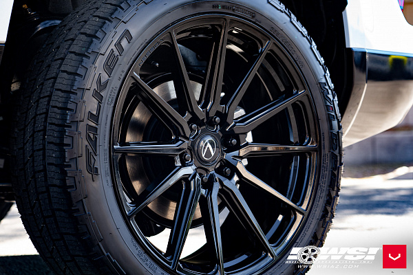 Фото дисков Vossen HF6-1 Черный глянец на Lexus GX III