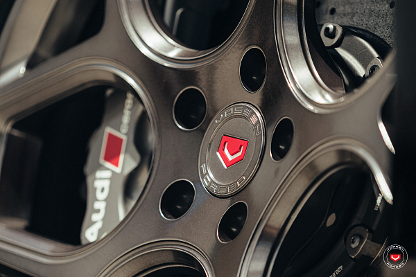 Фото дисков Vossen CG-205 Глянцевый тонированный лак на Audi R8 (4S)