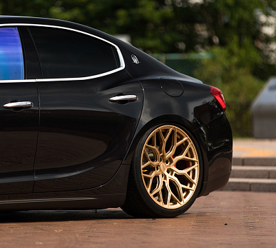 Фото дисков Vossen HF-2 на Maserati Ghibli
