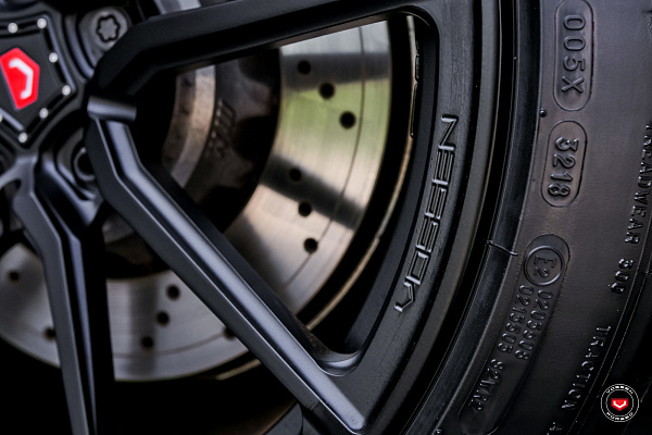 Фото дисков Vossen M-X2 Сатиновый графит на BMW 2/M2 (F22/F87)