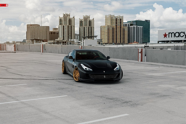 Фото дисков Anrky S1-X3 Сатиновое золото на Ferrari GTC4Lusso